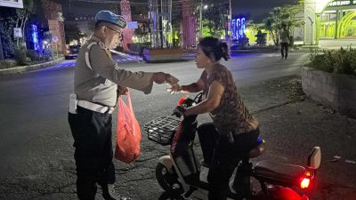 Hari Ke-11 Ramadhan, Polres Langkat Gelar Sahur On The Road dan Safari Subuh, Kapolres Sampaikan Pesan Kamtibmas