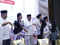 H Zakiyuddin Harahap Serahkan Santunan Anak Yatim pada Buka Puasa Bersama DPD Gerindra Sumut