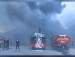 Respons Cepat Tanpa Tunda, Brimob Polda Sumut Berhasil Kendalikan Kebakaran di Medan Timur