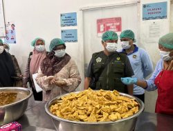Dinkes Lhokseumawe Awasi Proses Penyediaan Makanan, Sidak SPPG Dilakukan Sejak Dini Hari