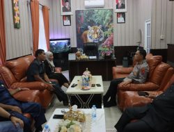 Penuh Keakraban, Kapolres Langkat Bersilaturahmi dengan Ketua DPRD