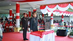 Kapolres Langkat Pimpin Upacara Penurunan Bendera HUT ke-81 RI