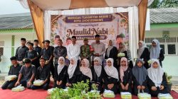 MTsN 2 Gelar Maulid Nabi Muhammad SAW, Santuni 25 Siswa Yatim