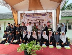 MTsN 2 Gelar Maulid Nabi Muhammad SAW, Santuni 25 Siswa Yatim