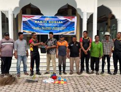 Sambut HUT ke-81 Korps Brimob, Batalyon B Pelopor Bersihkan Masjid di Lhokseumawe